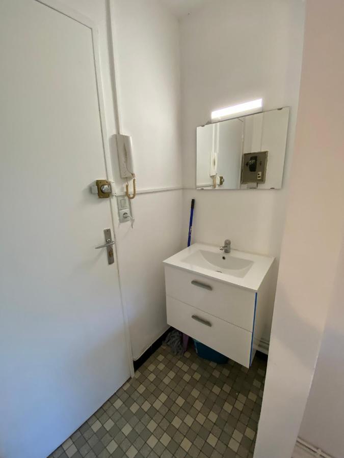 טרואה Studio 30 - Residence Beausejour - Fibre Wi Fi - Proche Centre Ville מראה חיצוני תמונה